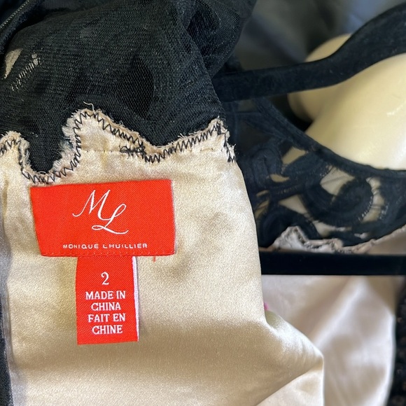 Monique Lhuillier imported lace, long sleeve long gown - Picture 5 of 14